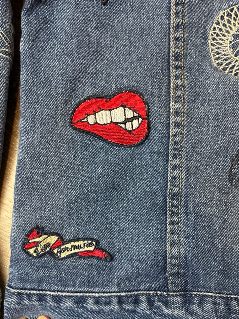 PacSun Denim Jacket with Embroidered Snake, 'Fatale' Script & Patch Accents - Picture 6 of 7
